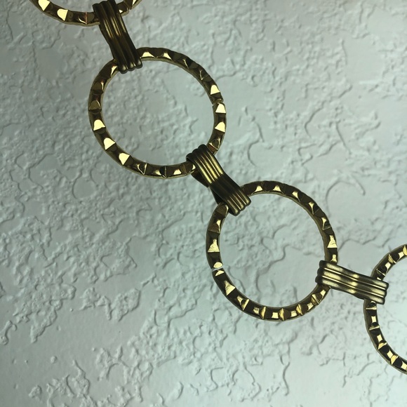 π Vintage π Gold Metal Belt - Picture 7 of 7